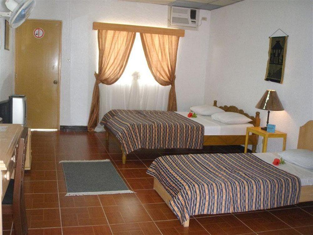Marlins Beach Resort Santa Fe  Bagian luar foto