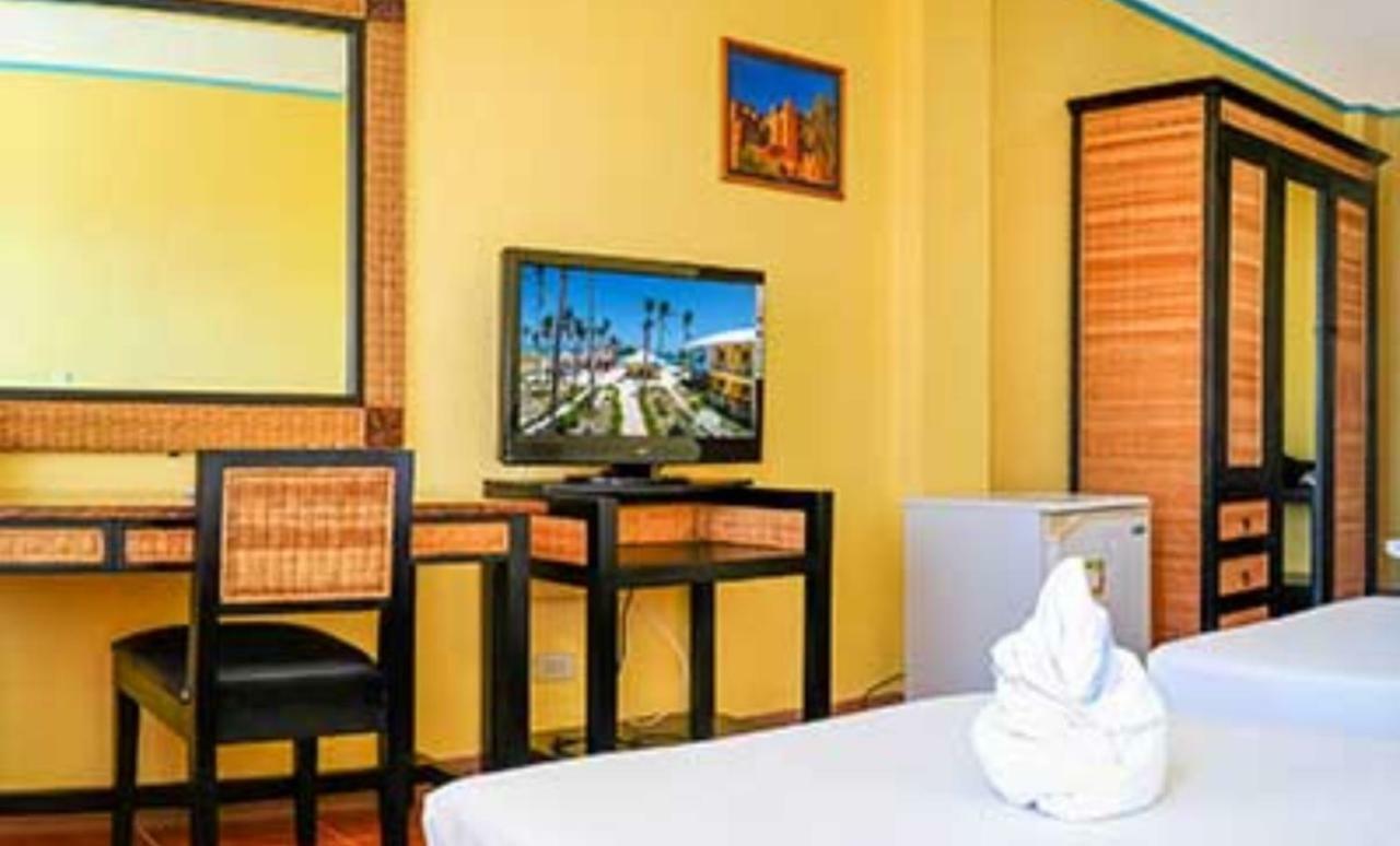 Marlins Beach Resort Santa Fe  Bagian luar foto